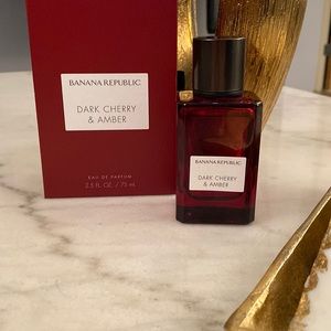 Dark Cherry & Amber Banana Republic 2.5